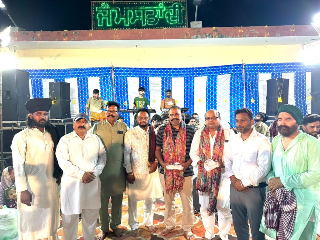 पीर बाबा नूर शाह जी एवं पीर बाबा मस्त जी की दरगाह पर पूर्व सांसद सुशील कुमार रिंकू ने टेका मत्था, देश-प्रदेश की खुशहाली की कामना की*